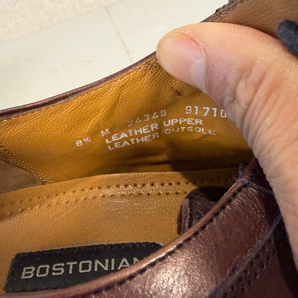 Bostonian Dark‎ Brown Leather Oxfords - Picture 9 of 10
